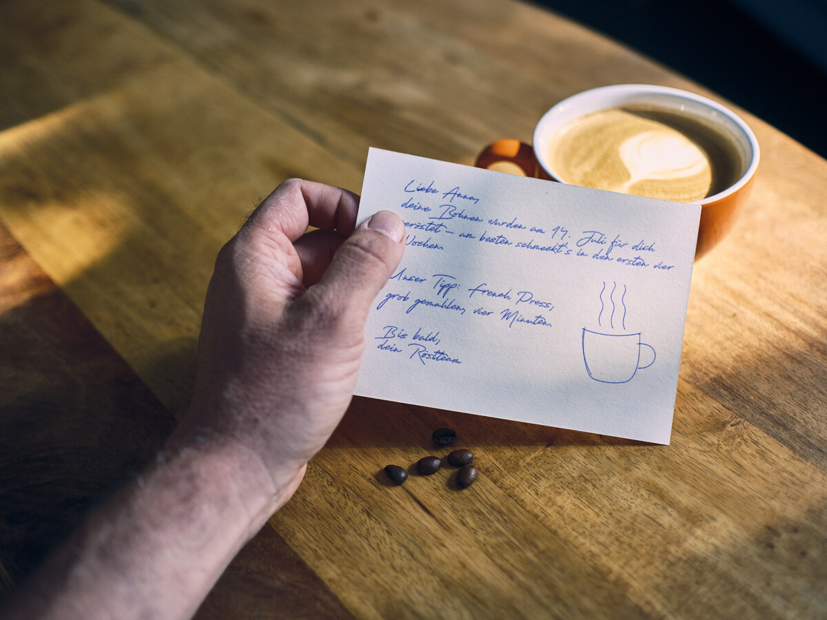 Handgeschriebene Dankeskarte für einen Kaffee-Onlineshop, Nahaufnahme