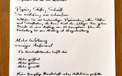 roboter-schreibt-serienbriefe